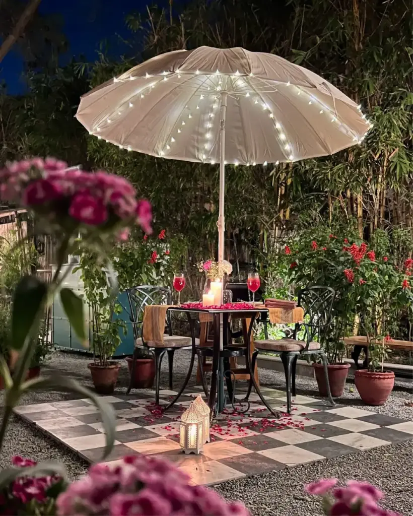 Stimmungsvolle Gartenbeleuchtung am Abend – Zürich